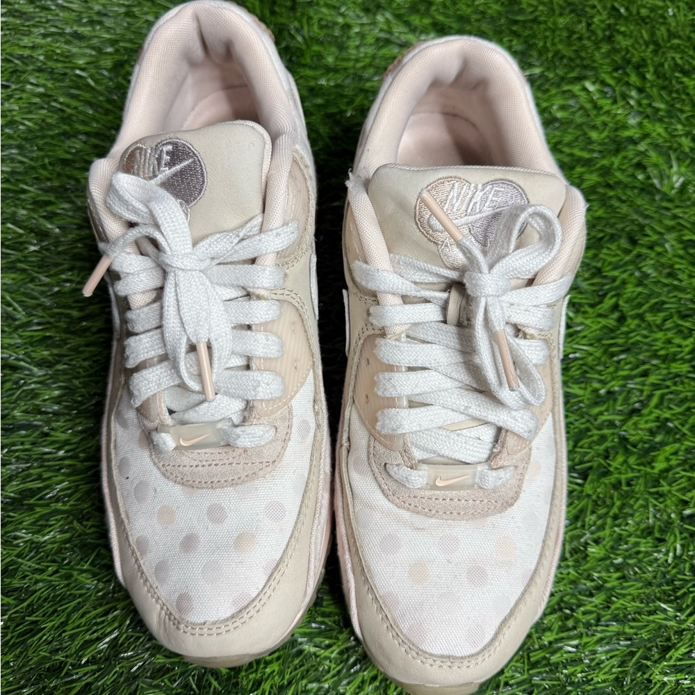 Men’s 7.5  Nike Air Max 90 ‘Shimmer Polka’ Neutral Fall Colors.